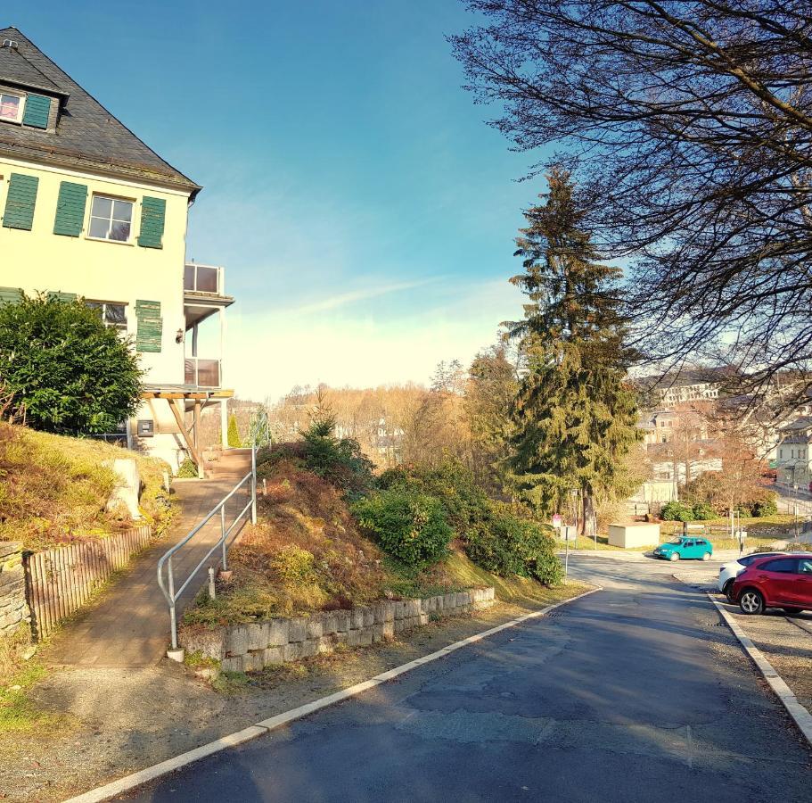 Ferienwohnungen Villa Goldbrunnen Bad Elster Dış mekan fotoğraf